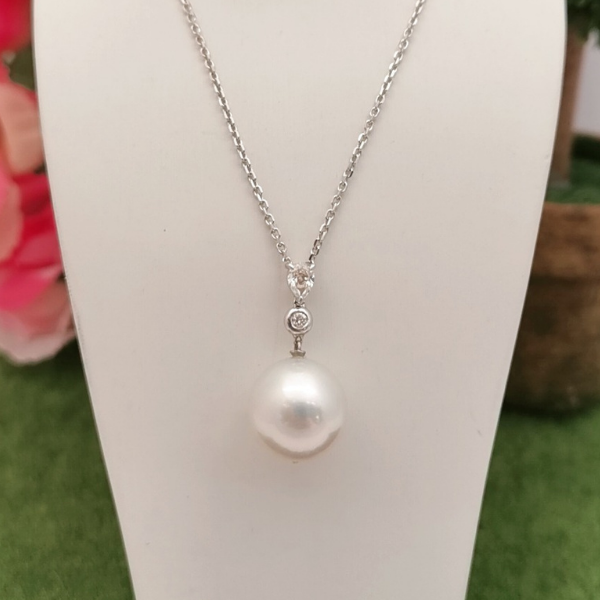 18K White Gold Pearl With Diamond 3MP00213				