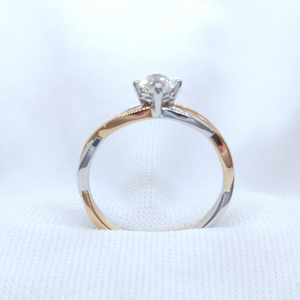 18K Rose/White Gold Diamond Ring 3DR00551